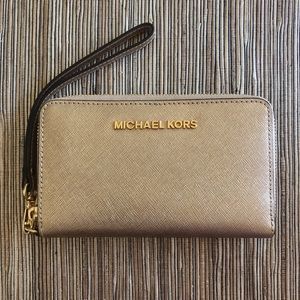 Michael Kors Gold Glitter Leather Phone Wrislet